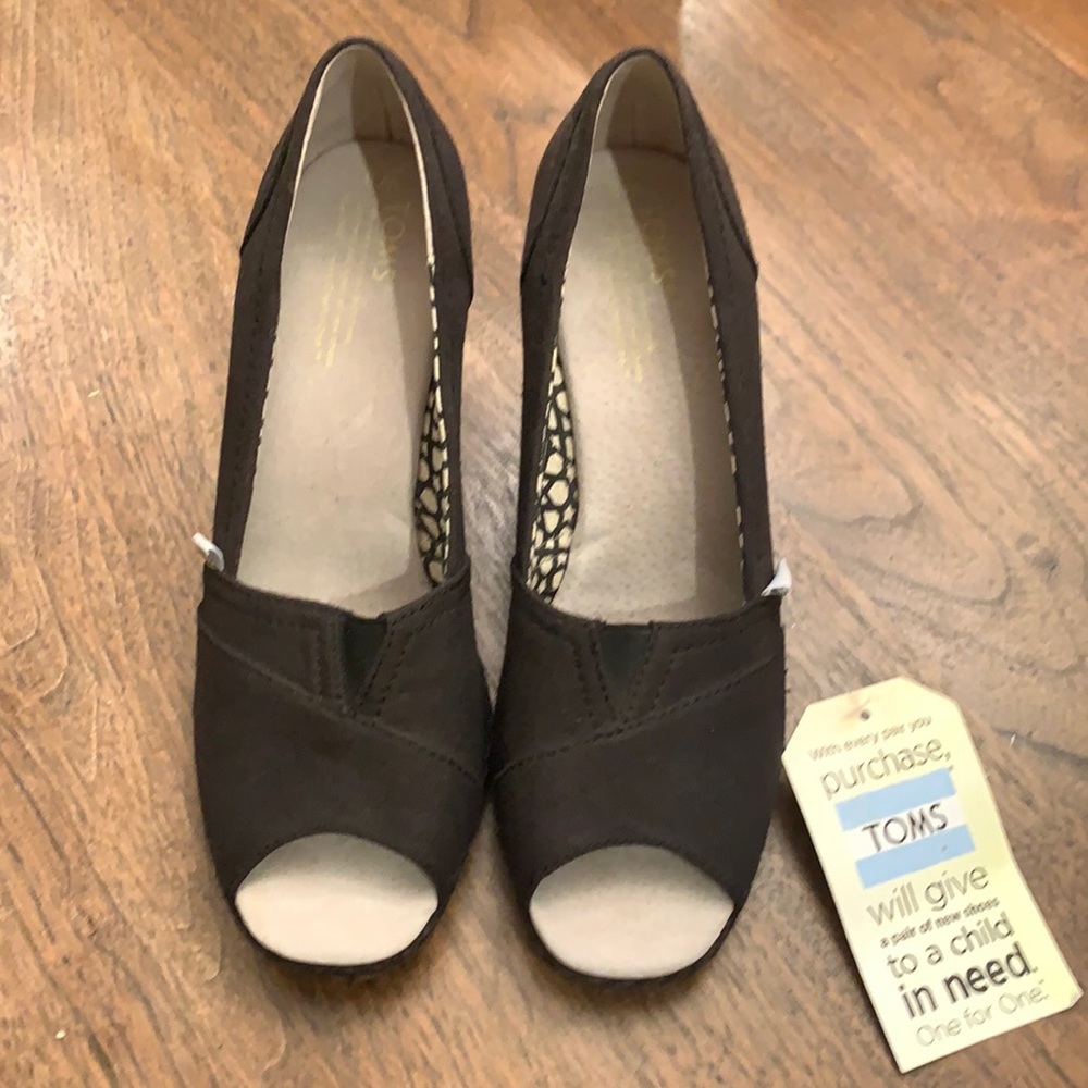 COPY - TOMS Peep Toe Wedge
